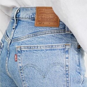 Levi’s 501 Skinny Jeans, size 28